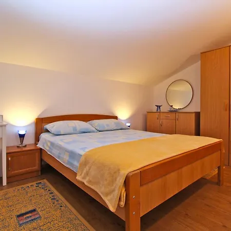 Kristina 1531 Apartmán Pula