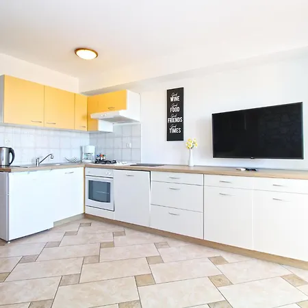 Kristina 1531 Apartmán Pula