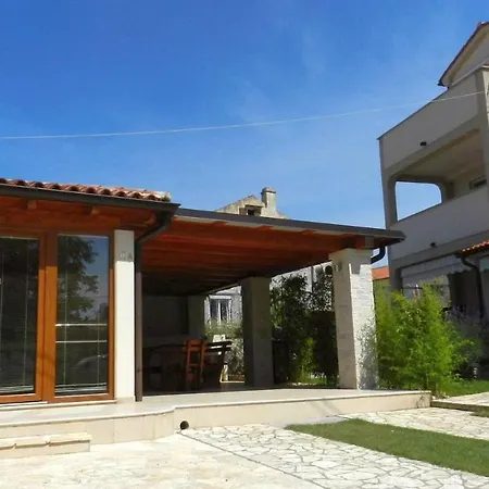 Kristina 1531 Apartmán