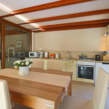Apartment Kristina 1531