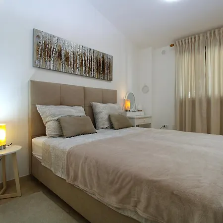 Kristina 1531 * Pula