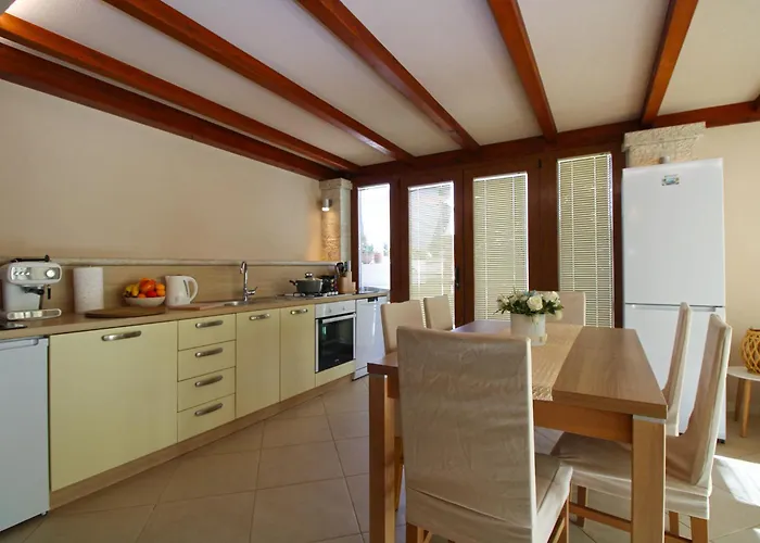 Kristina 1531 Apartament