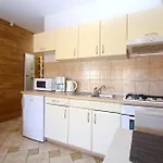 Kristina 1531 Πούλα